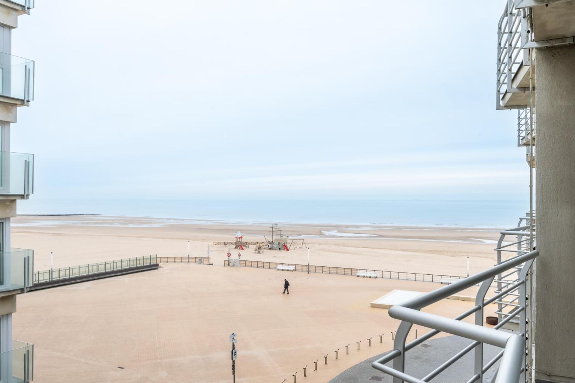Апартаменты Seaview With Style Остенде Экстерьер фото